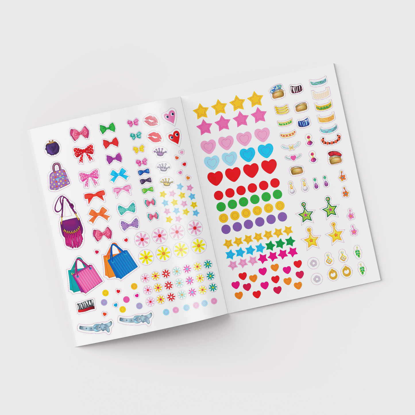 Волшебная раскраска с блестящими наклейками